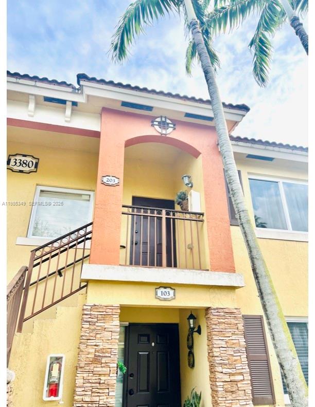 MONTEREY AT MALIBU BAY CO - Residential Lease