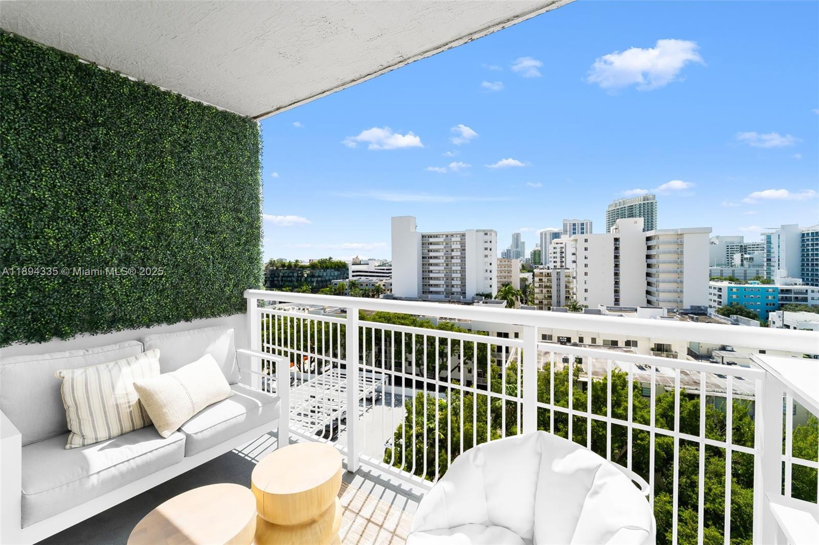 WEST BAY PLAZA CONDO - Residential