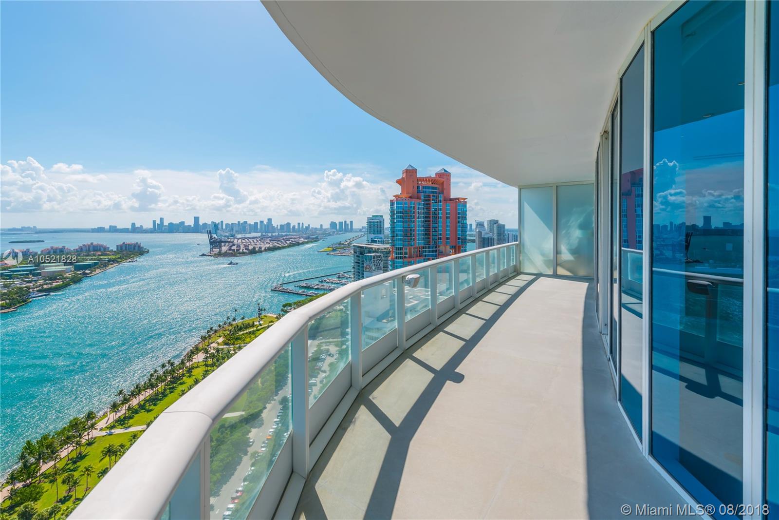 CONTINUUM ON SOUTH BEACH - Residential