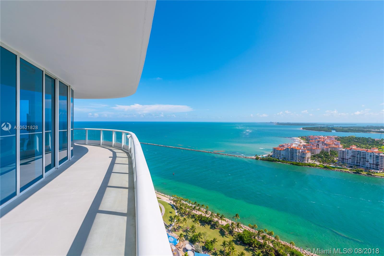 CONTINUUM ON SOUTH BEACH - Residential