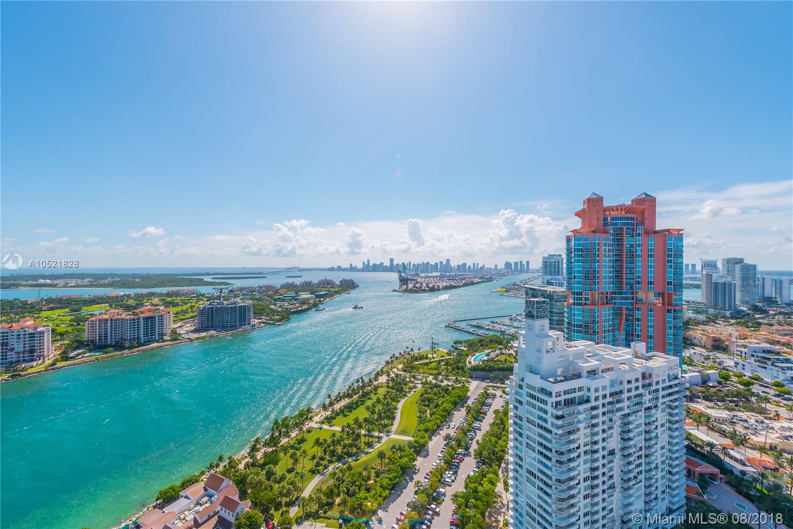 CONTINUUM ON SOUTH BEACH - Residential
