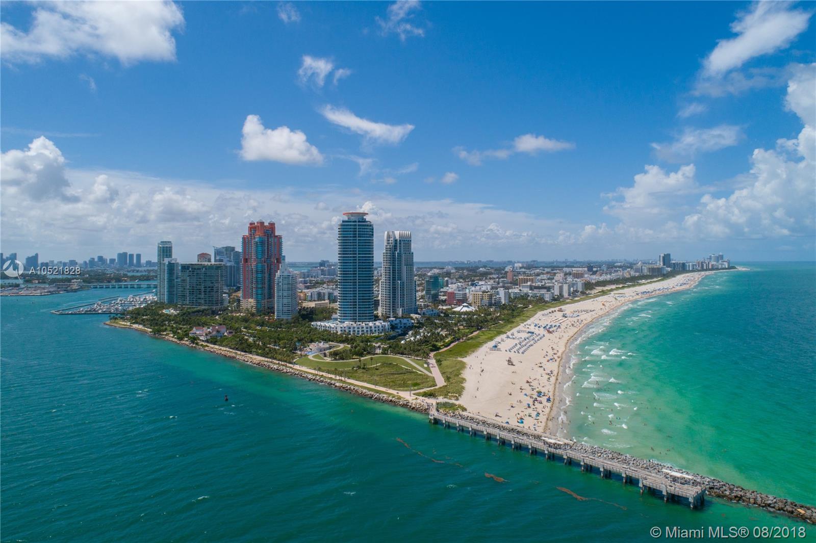 CONTINUUM ON SOUTH BEACH - Residential