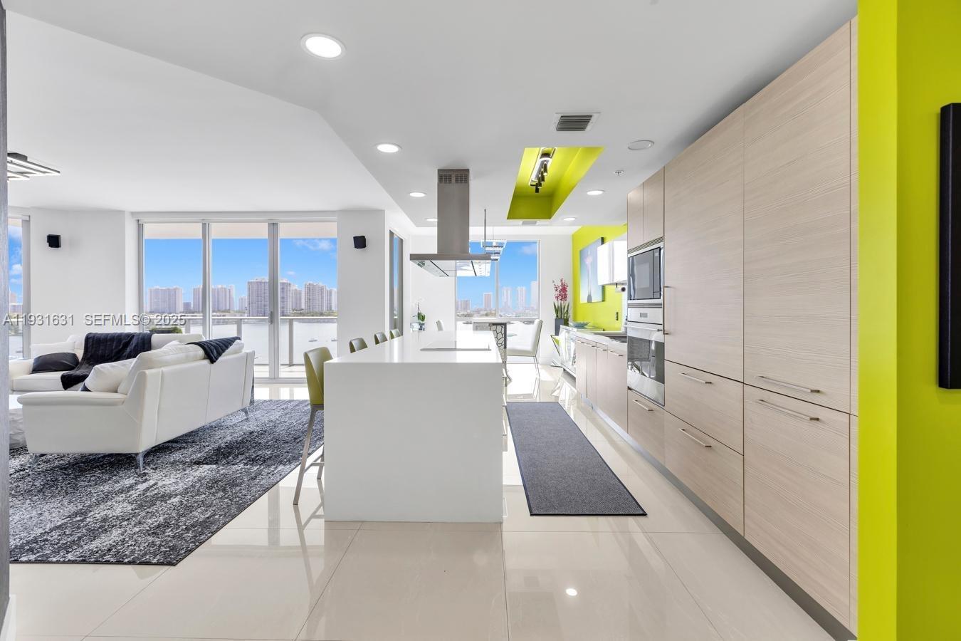 MARINA PALMS RESIDENCES S - Residential