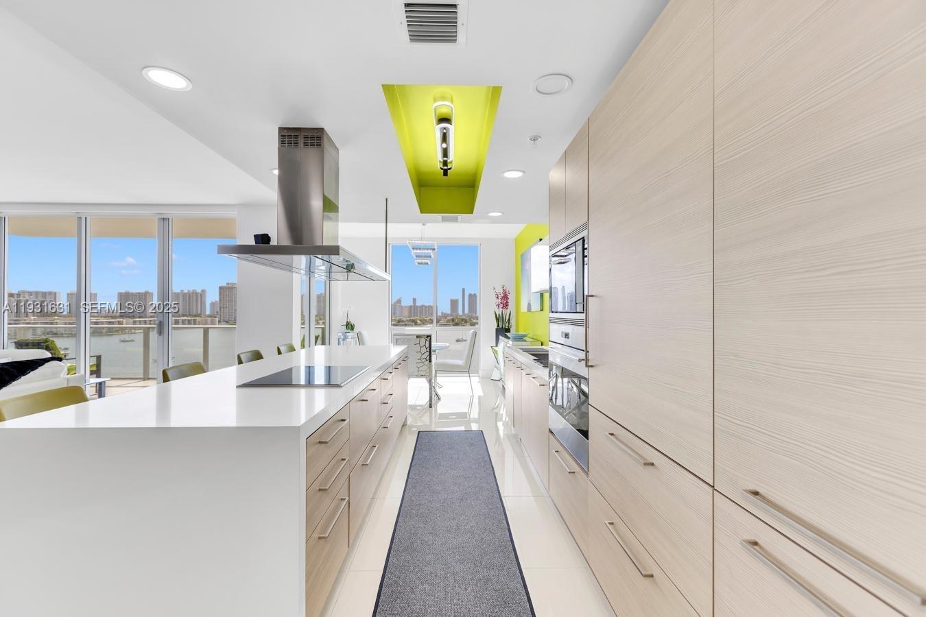 MARINA PALMS RESIDENCES S - Residential