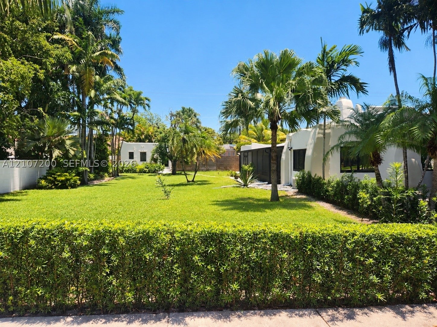 241 Palmetto Dr