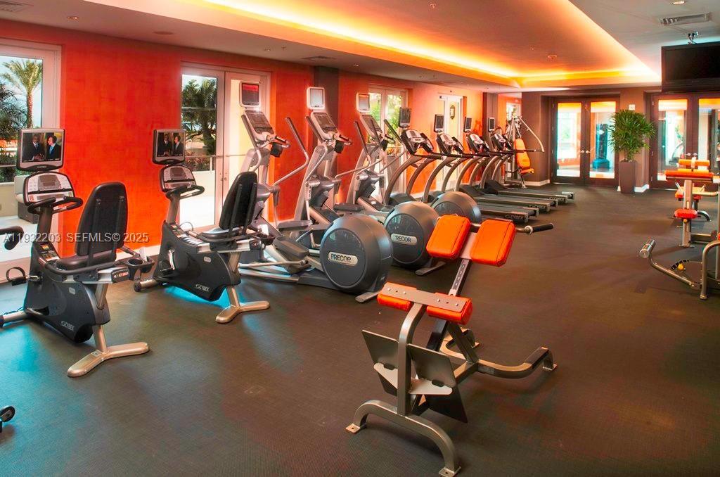 CITYPLACE SOUTH TOWER CON - Residential