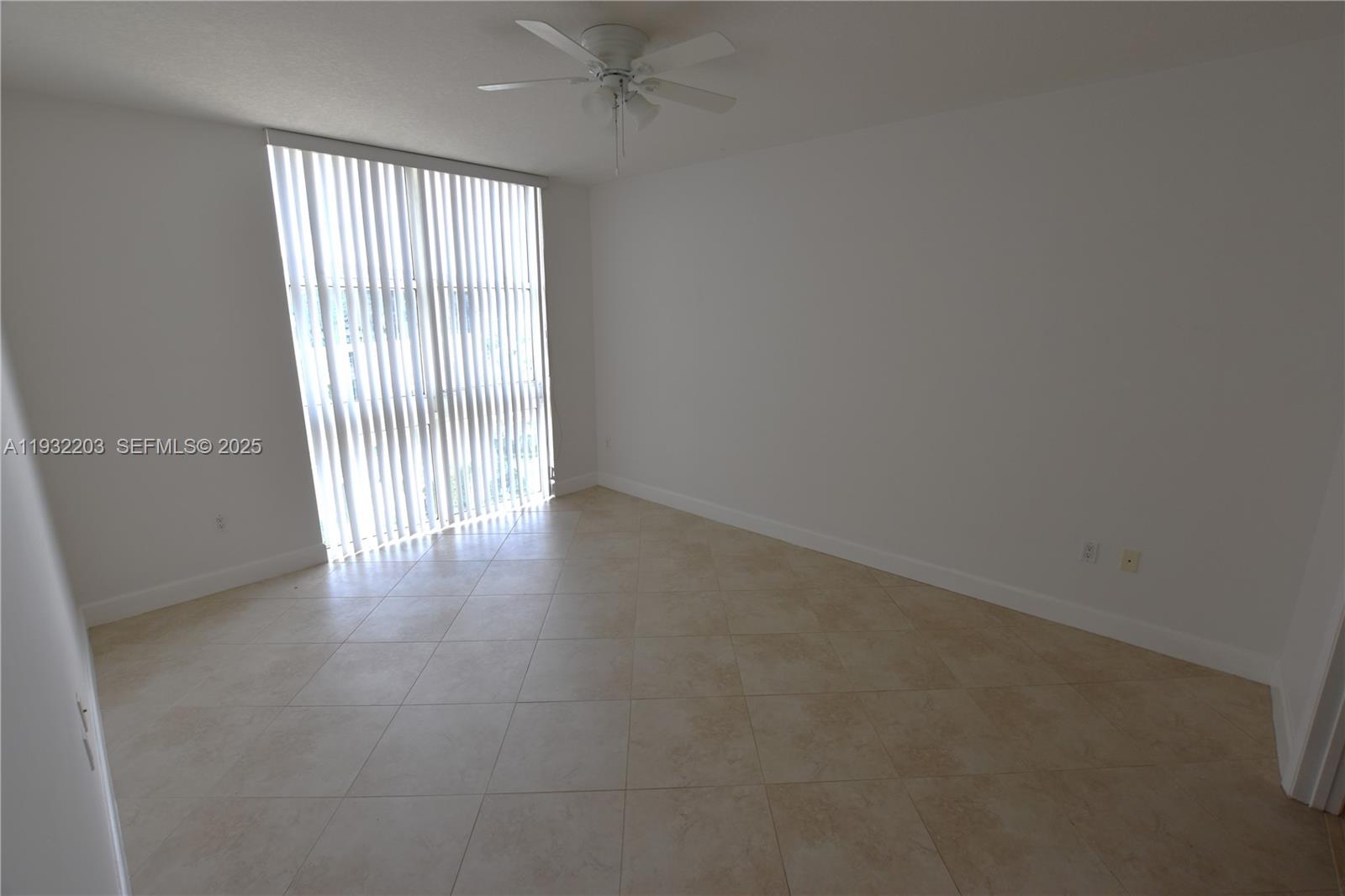 CITYPLACE SOUTH TOWER CON - Residential