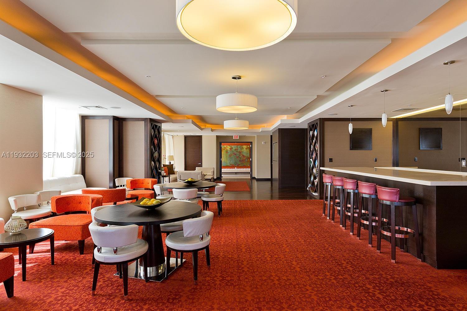 CITYPLACE SOUTH TOWER CON - Residential