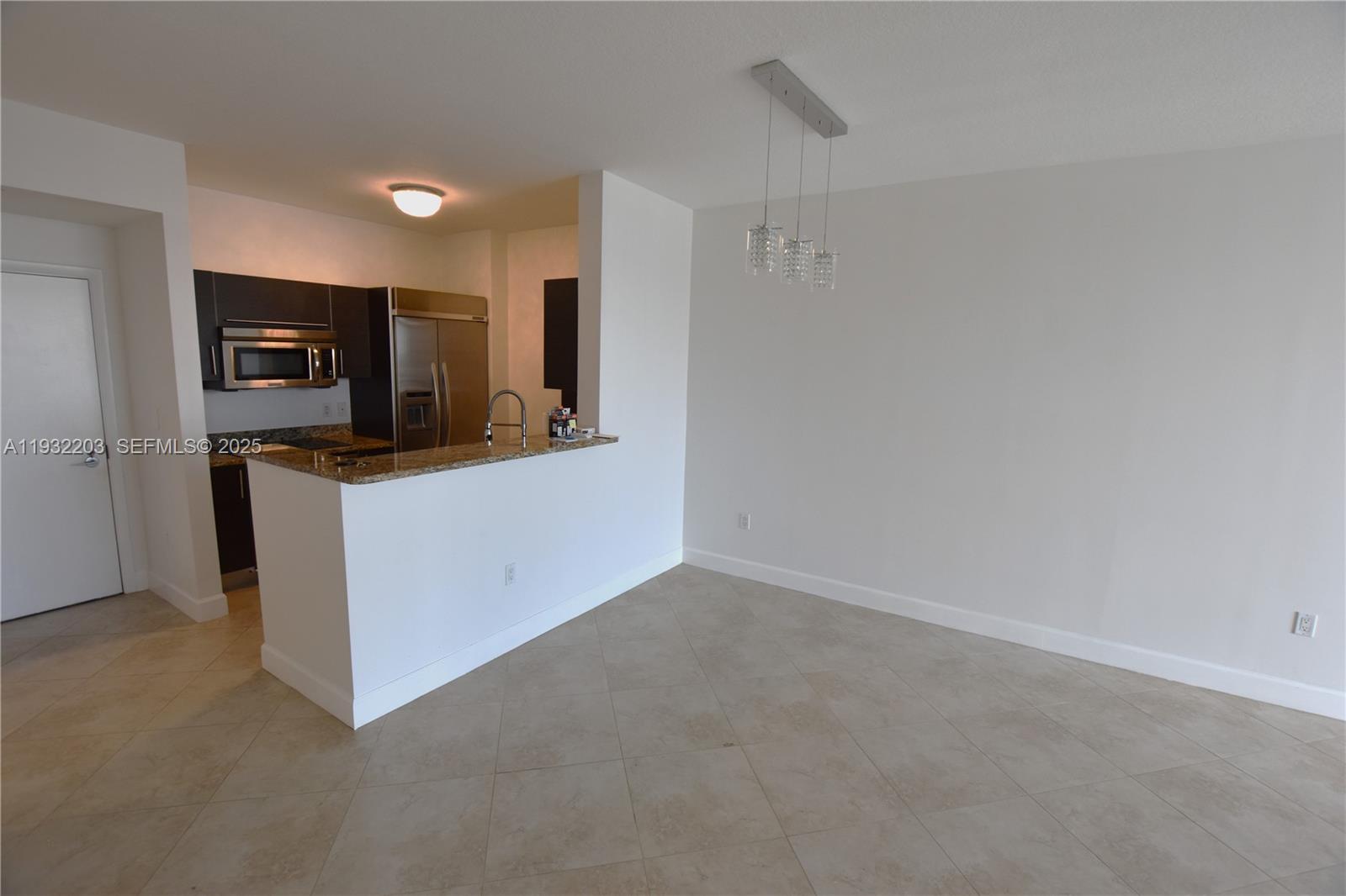 CITYPLACE SOUTH TOWER CON - Residential