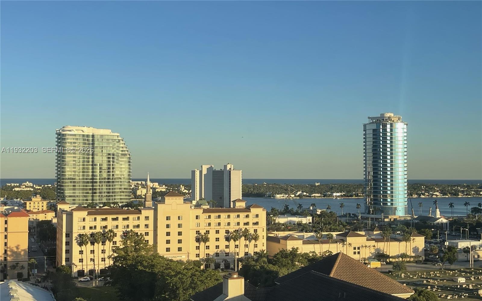 CITYPLACE SOUTH TOWER CON - Residential