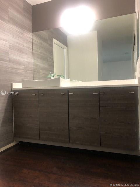 PALM-AIRE VILLAGE 3RD SEC - Residential Lease