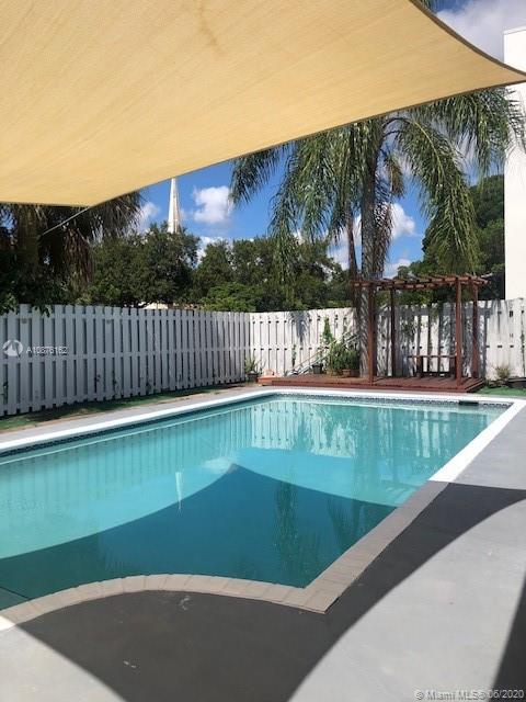 PALM-AIRE VILLAGE 3RD SEC - Residential Lease