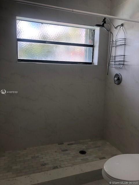 PALM-AIRE VILLAGE 3RD SEC - Residential Lease