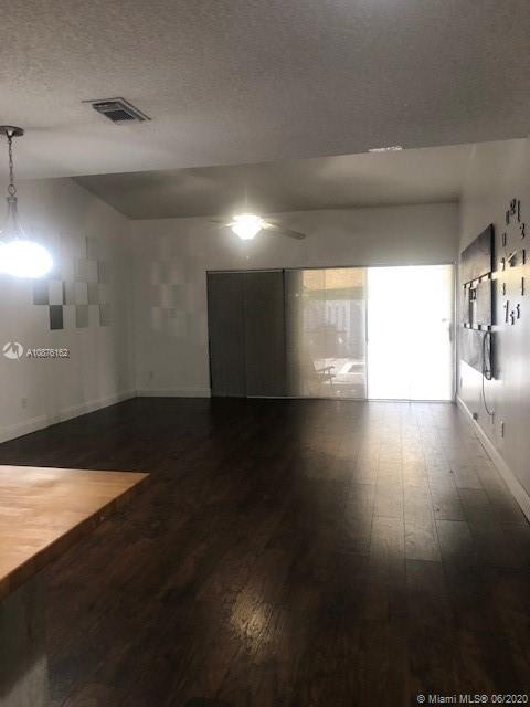 PALM-AIRE VILLAGE 3RD SEC - Residential Lease