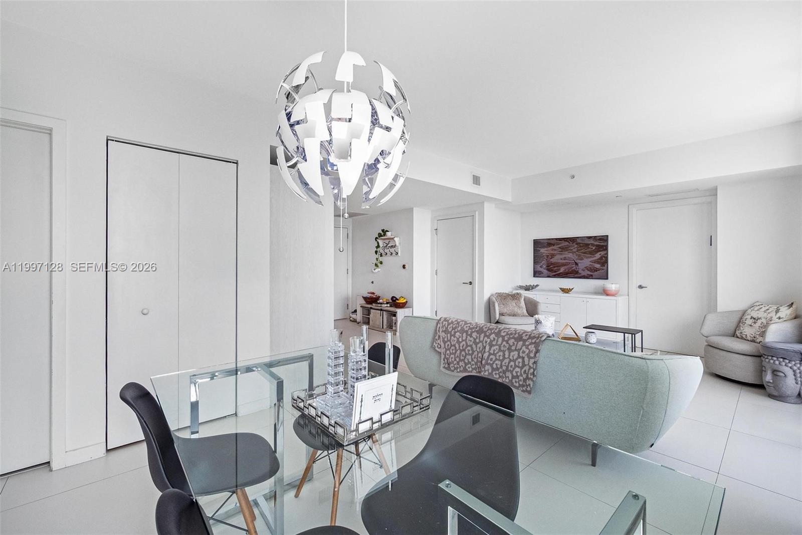 PARAISO BAYVIEWS CONDO - Residential Lease