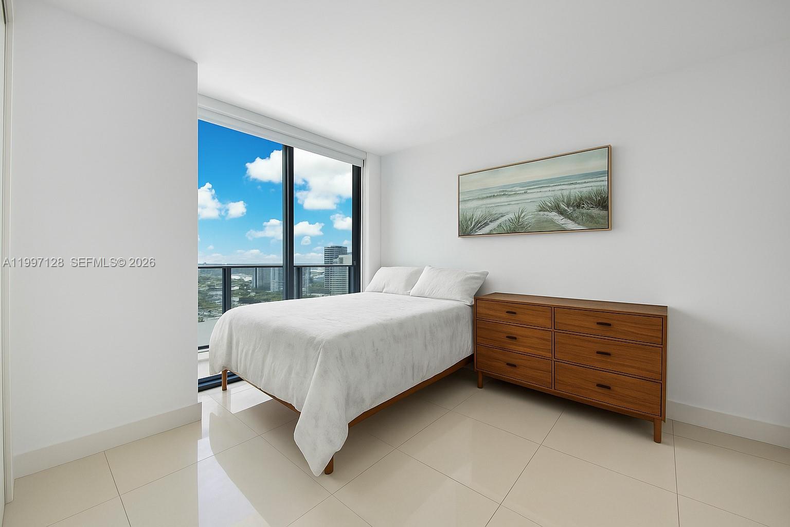 PARAISO BAYVIEWS CONDO - Residential Lease