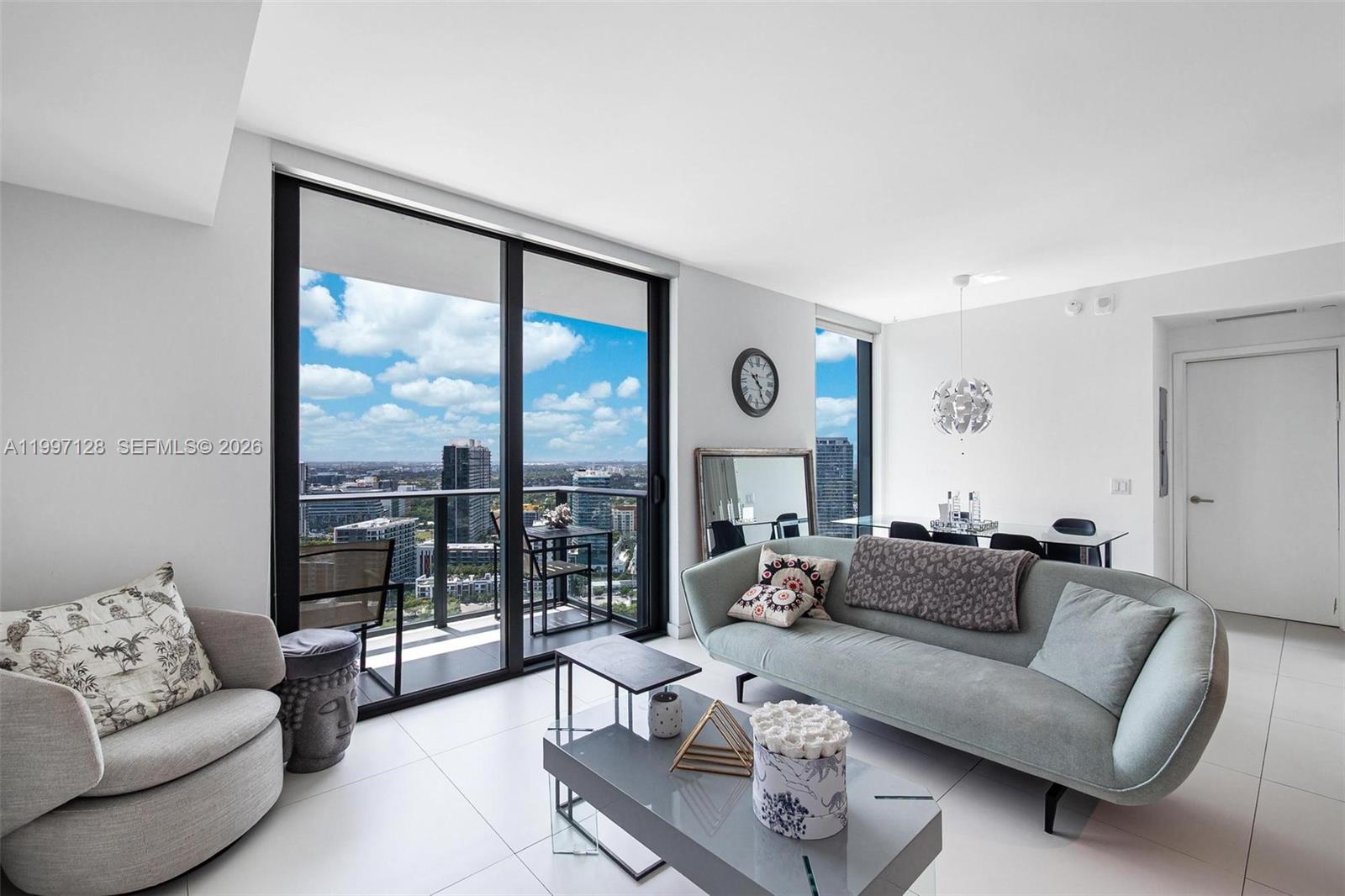 PARAISO BAYVIEWS CONDO - Residential Lease