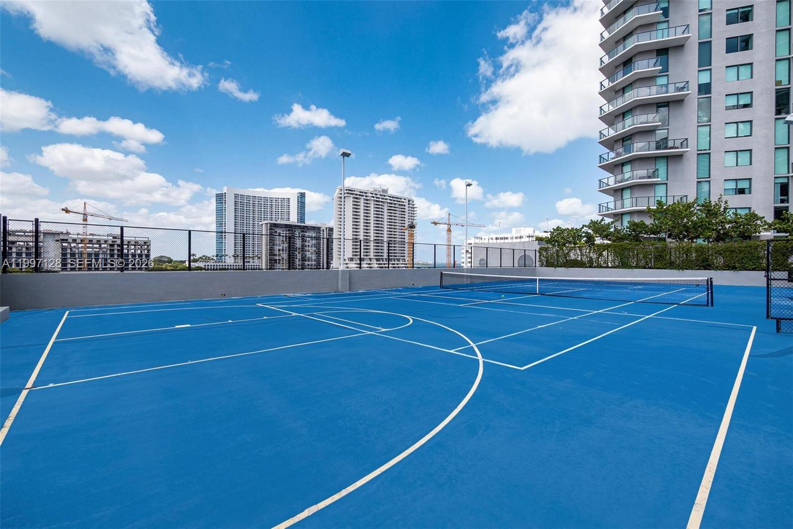 PARAISO BAYVIEWS CONDO - Residential Lease