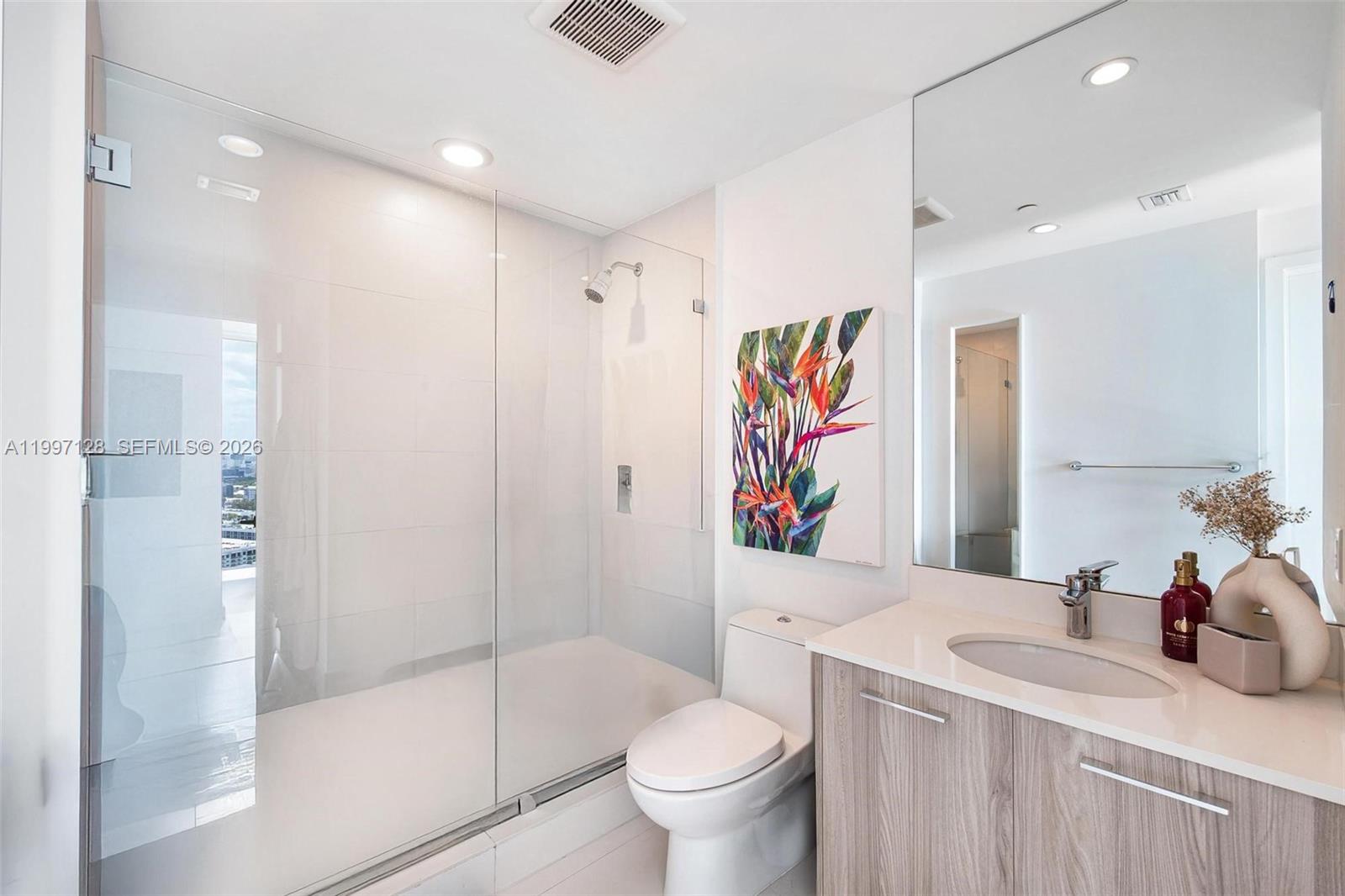 PARAISO BAYVIEWS CONDO - Residential Lease