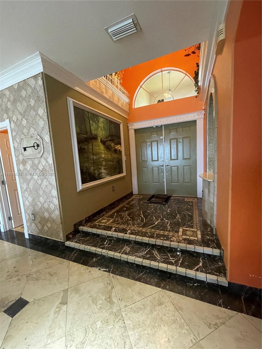 ACRES LAKE ESTATES - Residential Lease