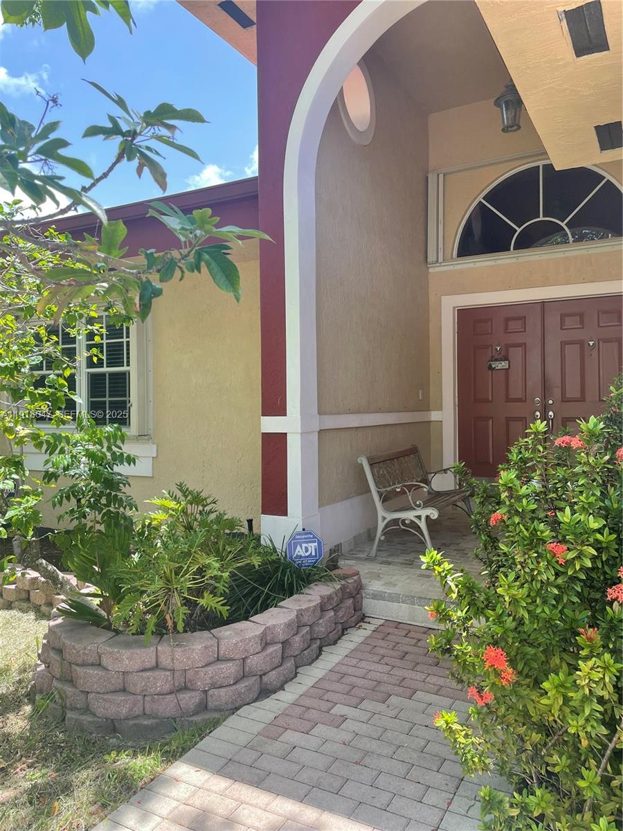 ACRES LAKE ESTATES - Residential Lease