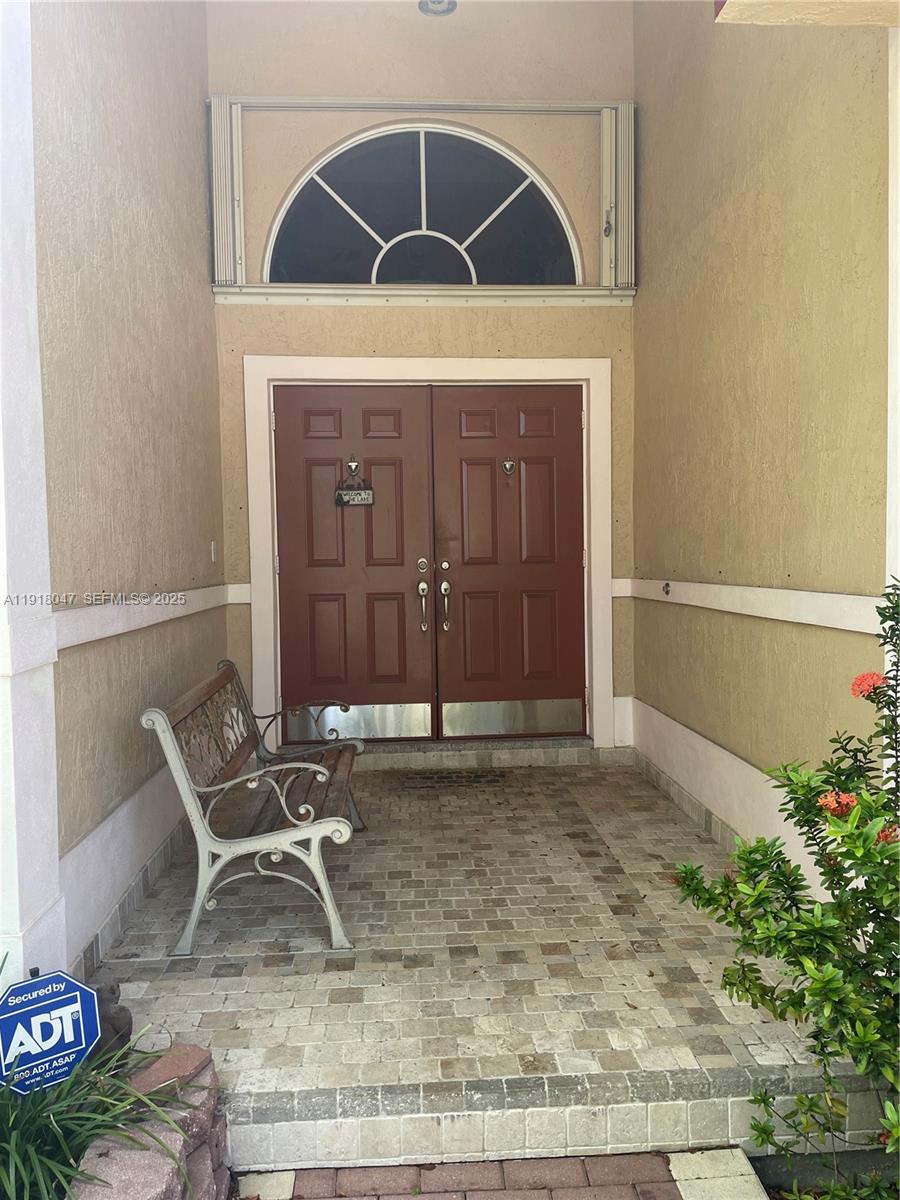 ACRES LAKE ESTATES - Residential Lease