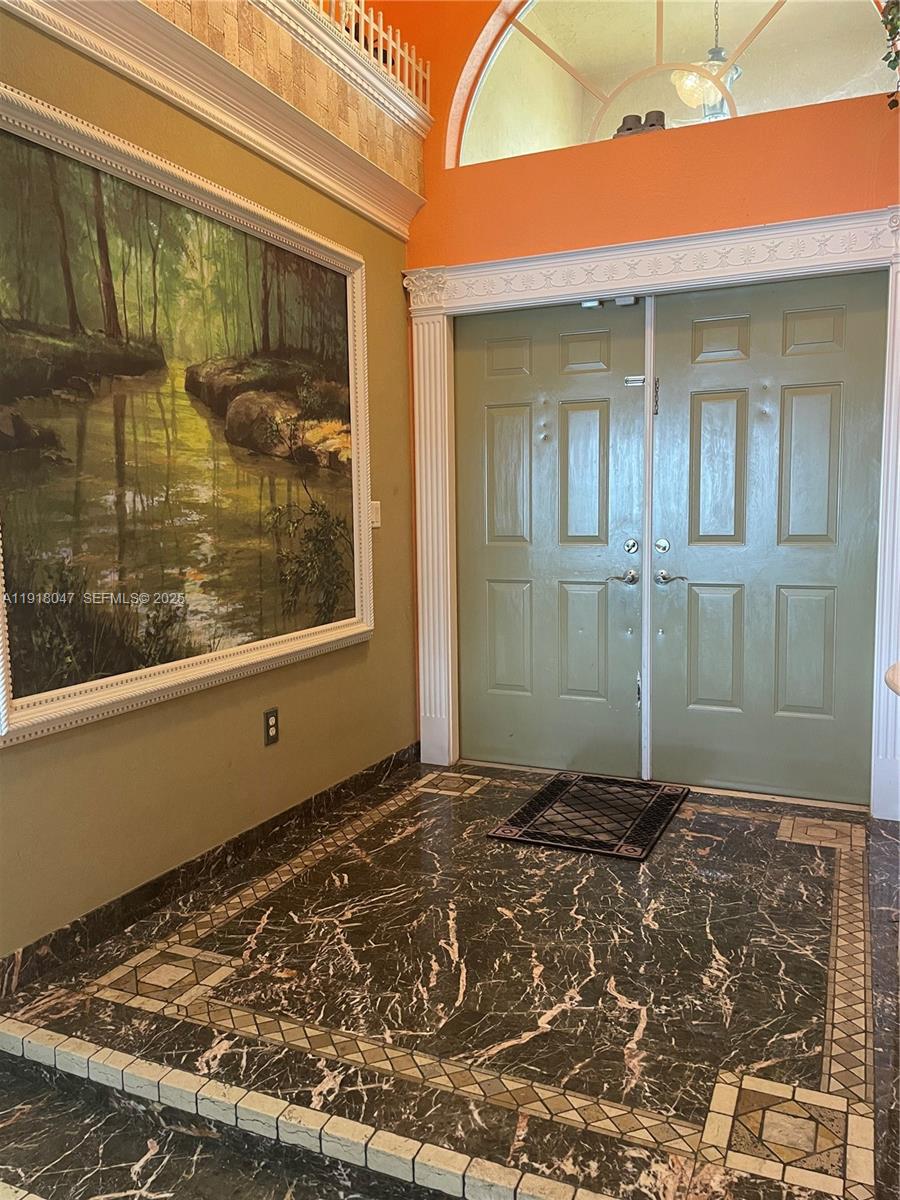 ACRES LAKE ESTATES - Residential Lease