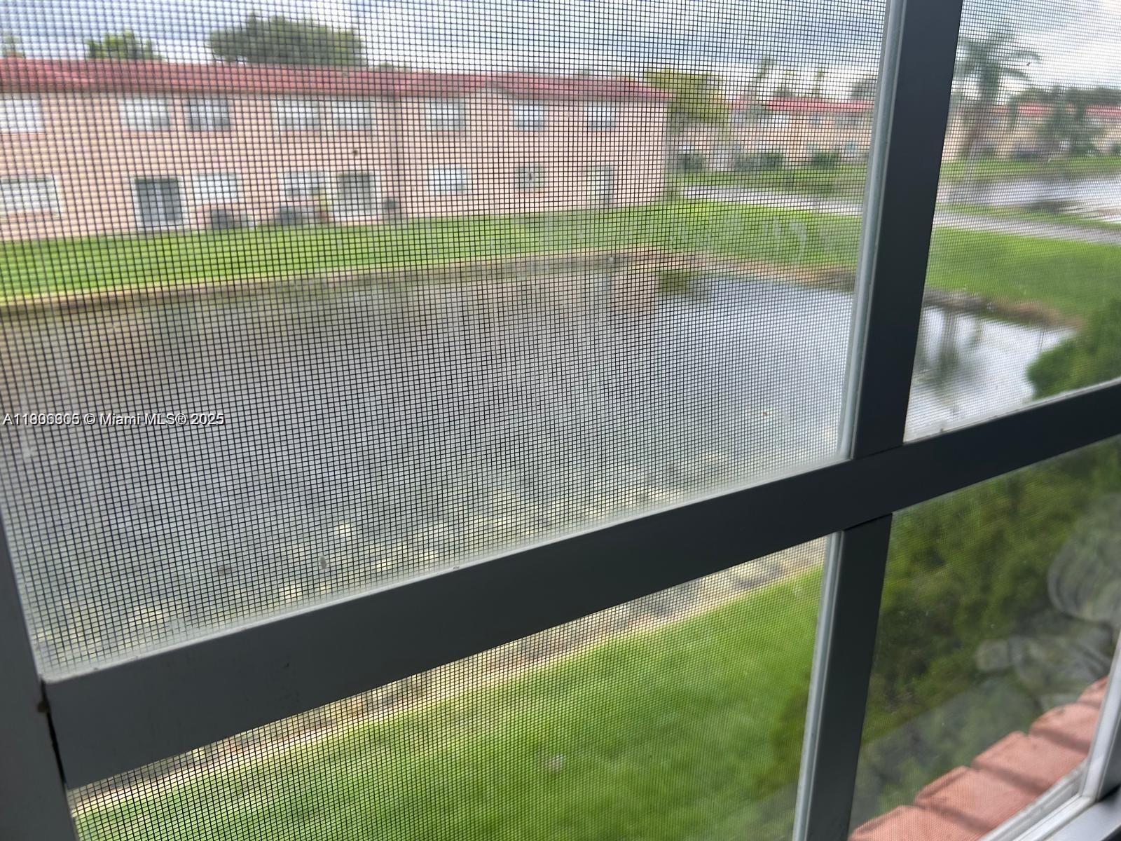 WINDMILL LAKES III CONDO - Residential