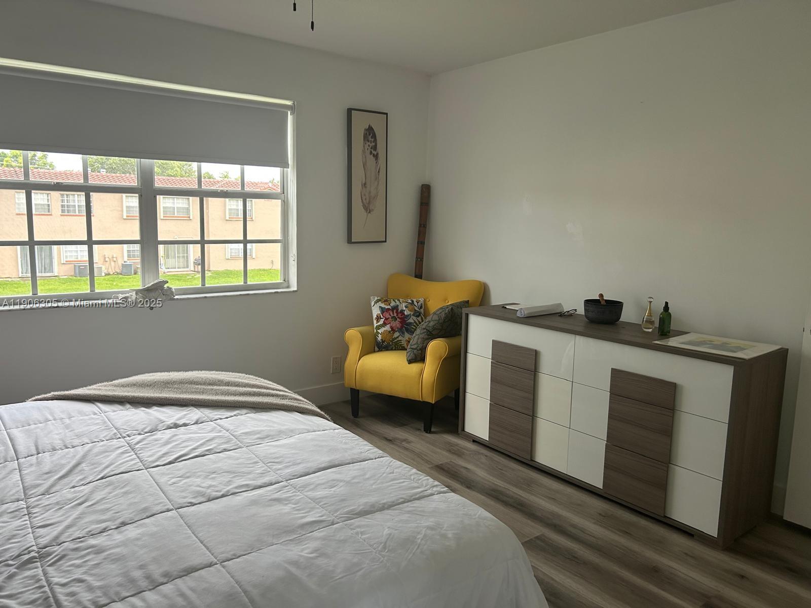 WINDMILL LAKES III CONDO - Residential