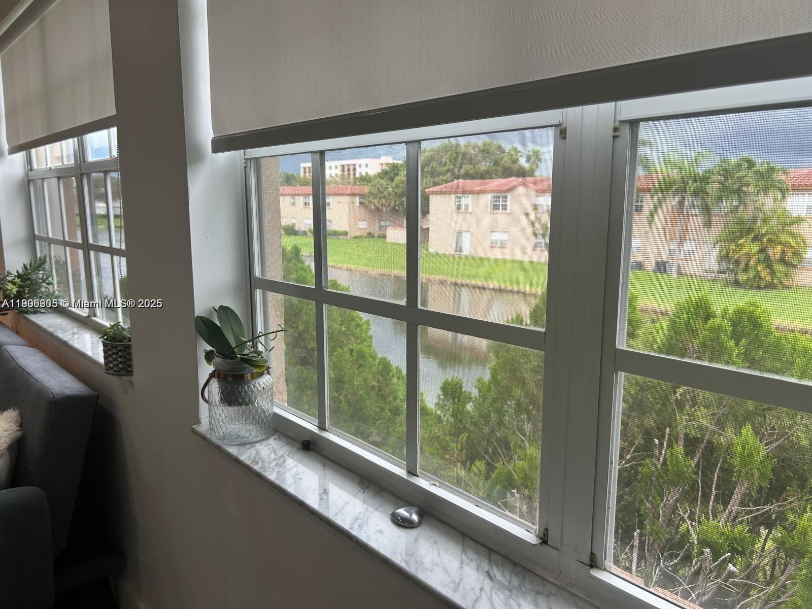 WINDMILL LAKES III CONDO - Residential