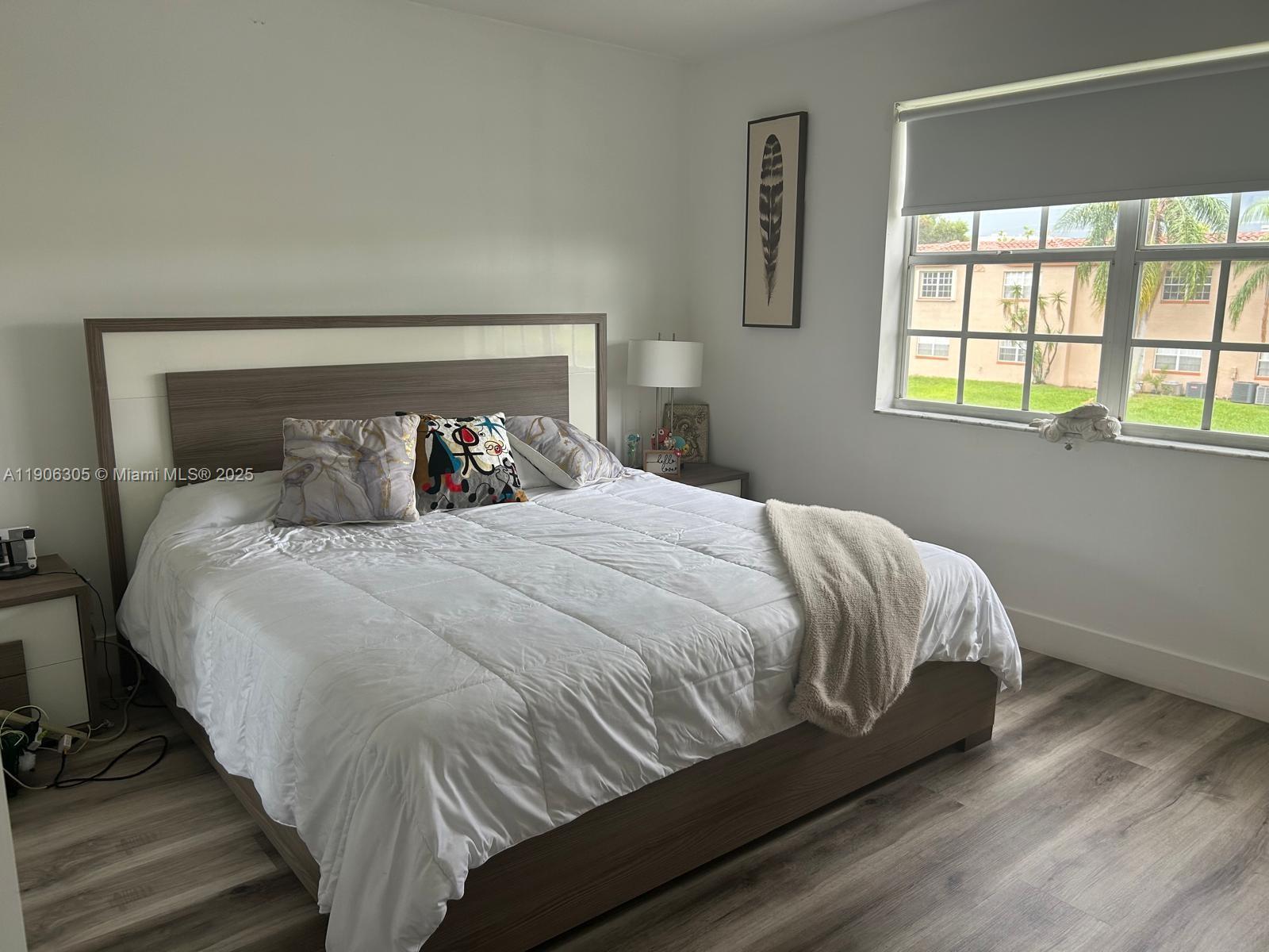 WINDMILL LAKES III CONDO - Residential