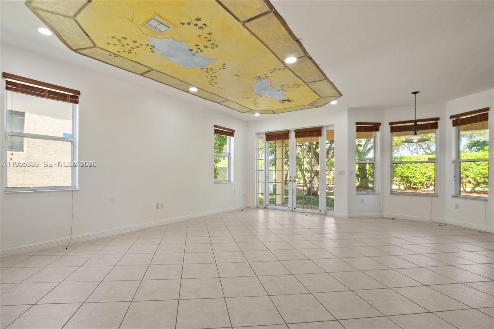 RIVIERA ISLES II - Residential Lease