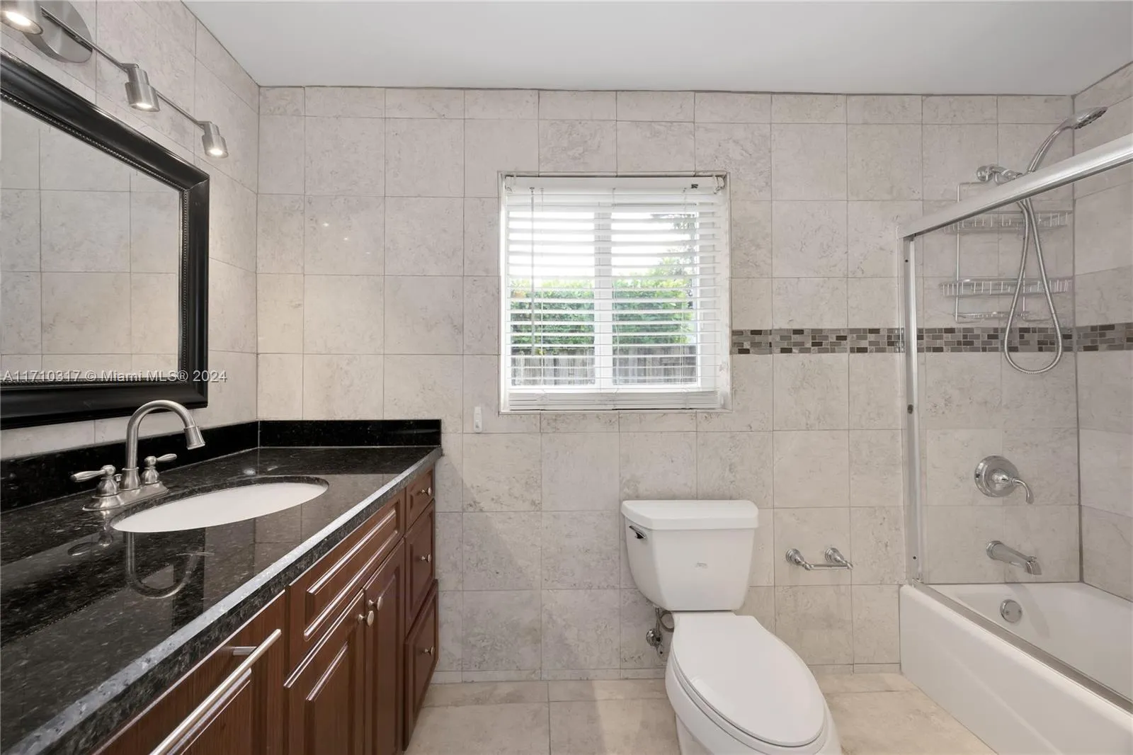 Pinecrest, Florida 33156, United States, 5 Bedrooms Bedrooms, ,4 BathroomsBathrooms,Residential,Active,26108