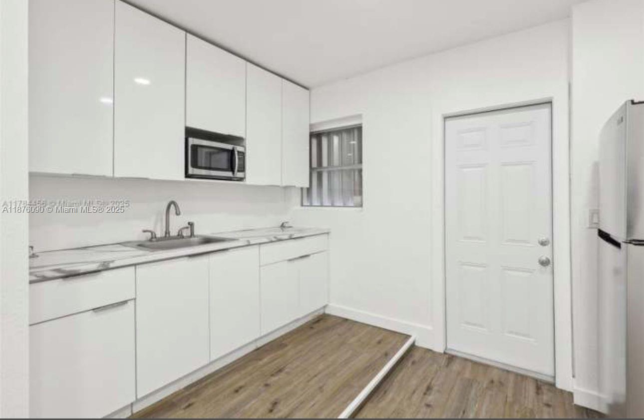 BOULEVARD HEIGHTS SECTION - Residential Lease