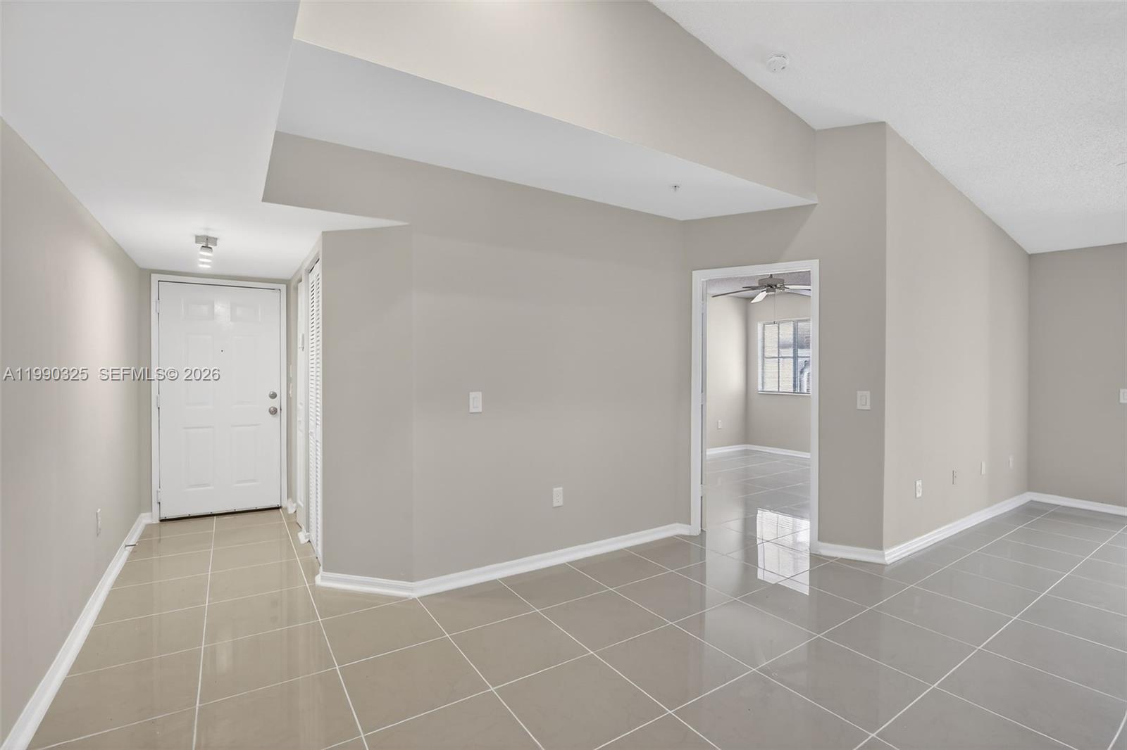 AVENTINE AT MIRAMAR BLDG - Residential Lease