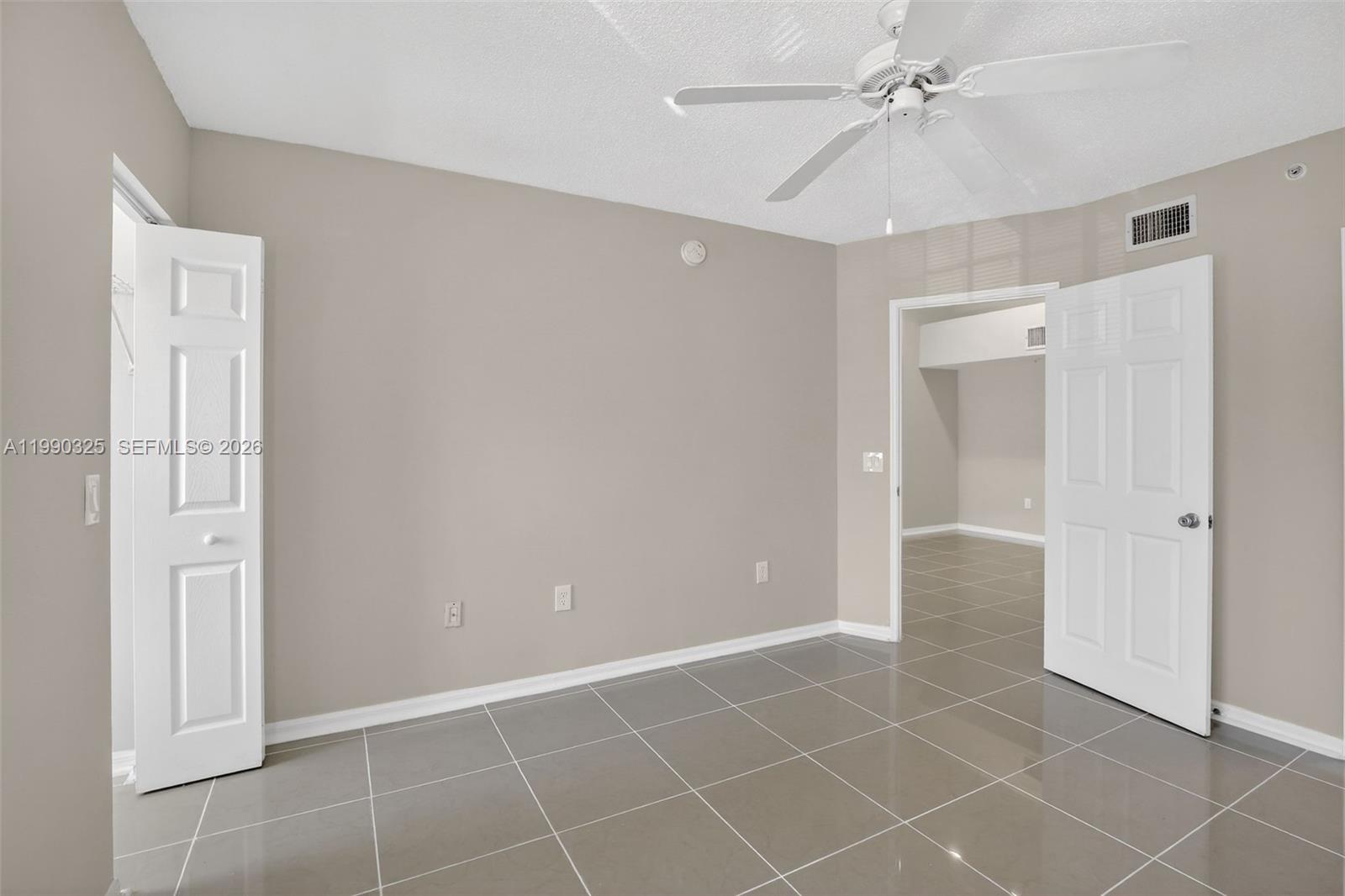 AVENTINE AT MIRAMAR BLDG - Residential Lease