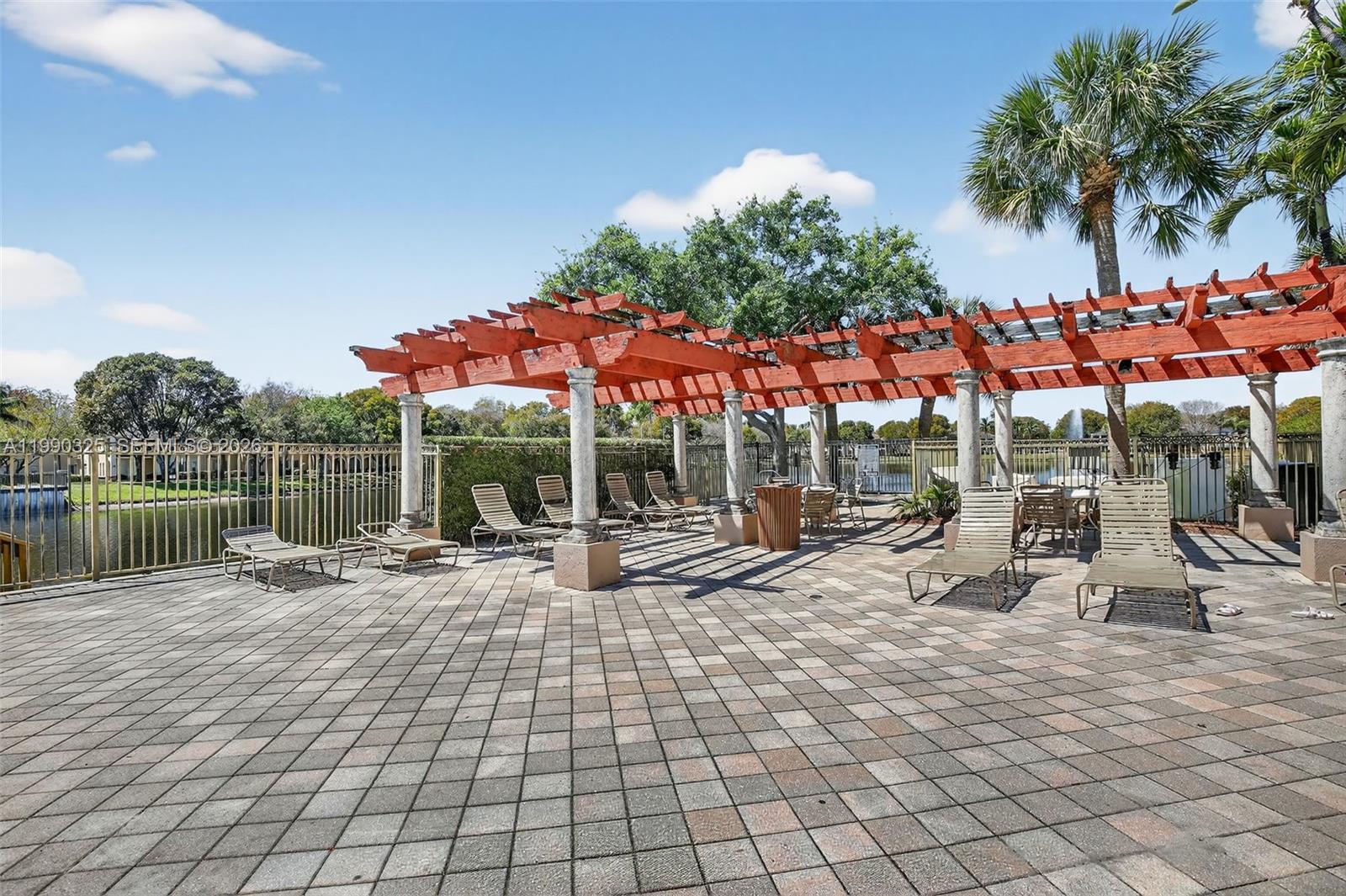 AVENTINE AT MIRAMAR BLDG - Residential Lease