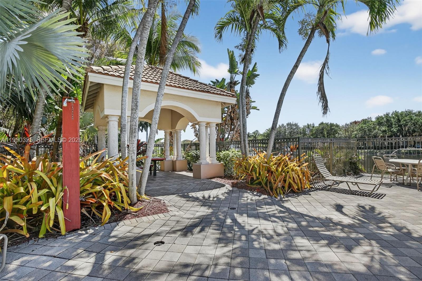 AVENTINE AT MIRAMAR BLDG - Residential Lease