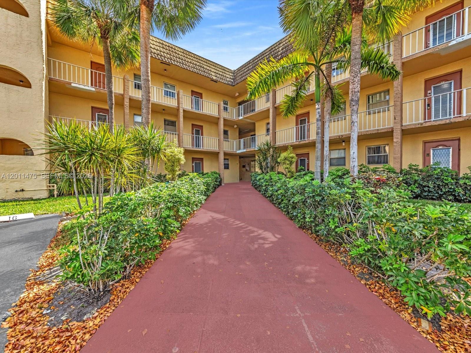 SUNRISE LAKES 44 CONDO - Residential