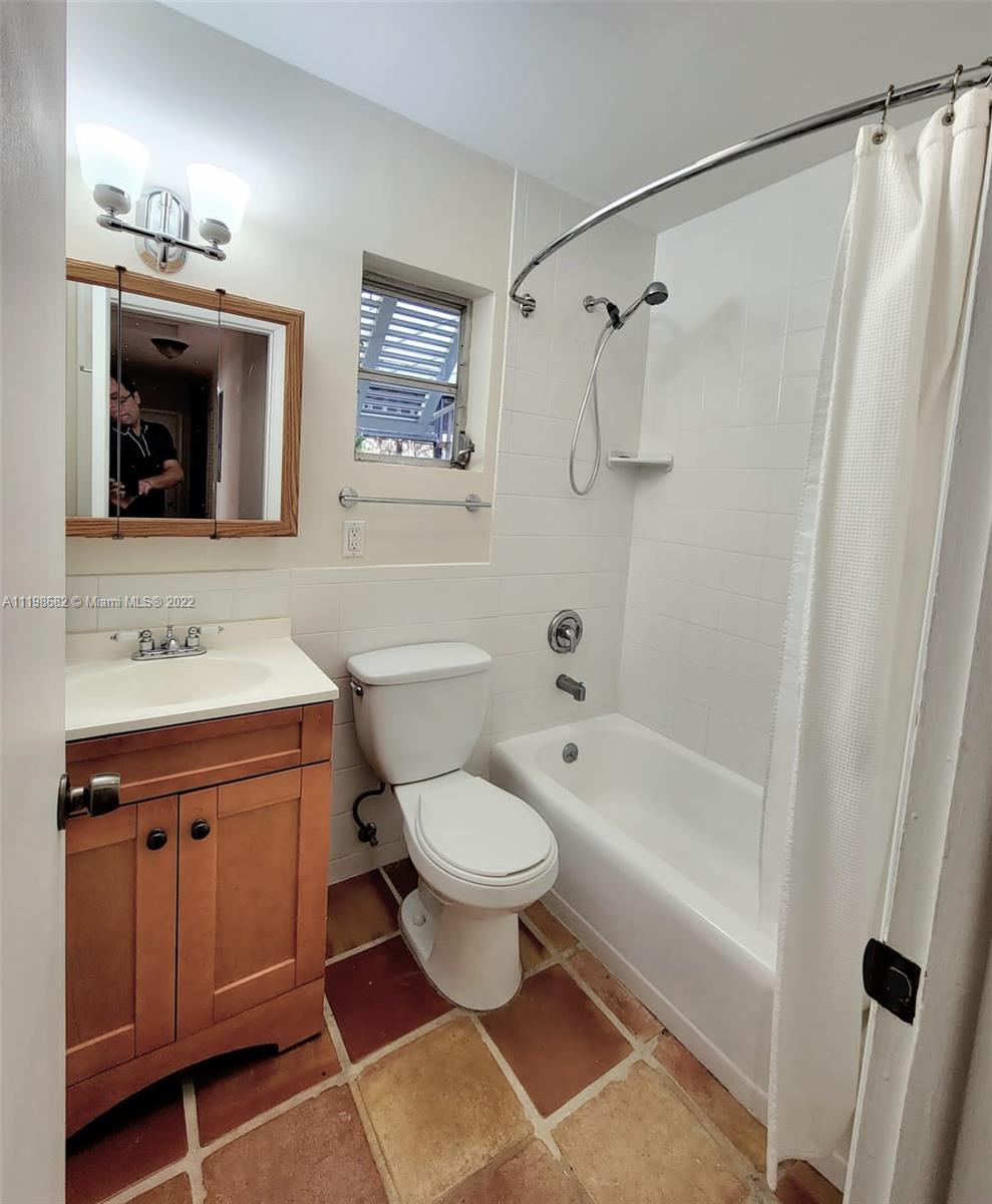 MERION PARK MANOR 3RD ADD - Residential Lease