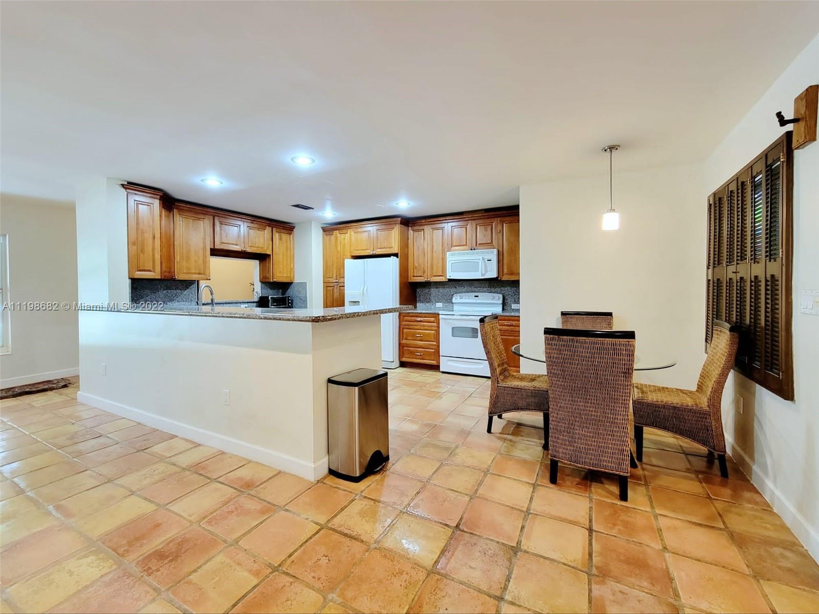 MERION PARK MANOR 3RD ADD - Residential Lease