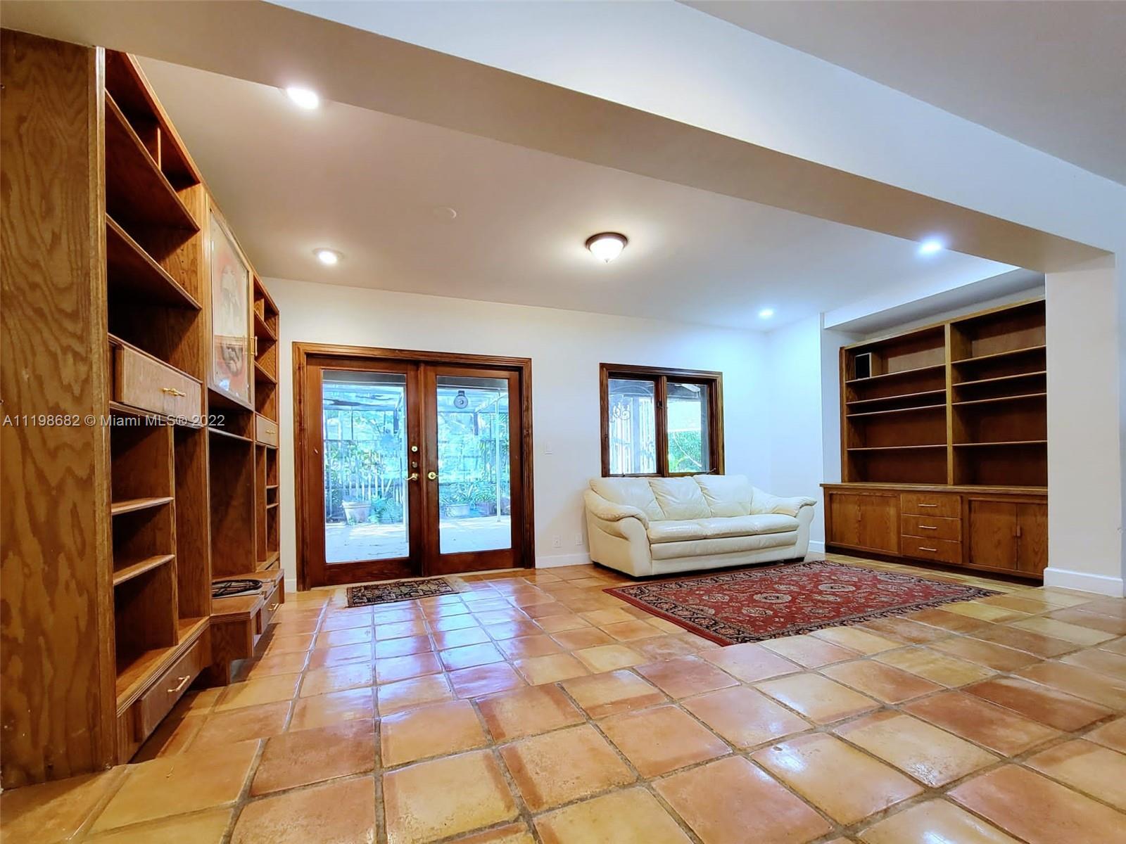 MERION PARK MANOR 3RD ADD - Residential Lease