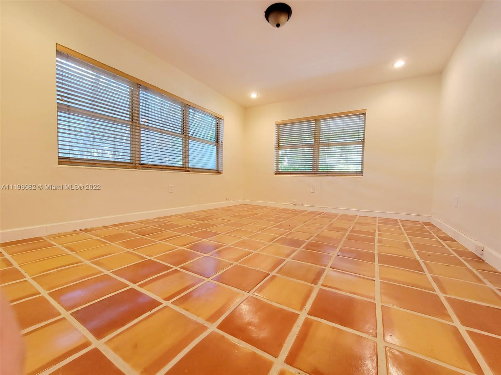 MERION PARK MANOR 3RD ADD - Residential Lease