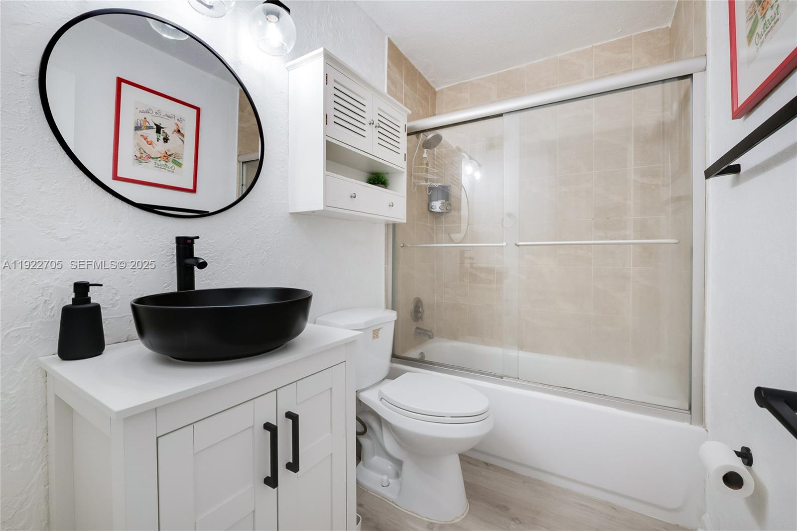 VILLAS OF PINECREST CONDO - Residential