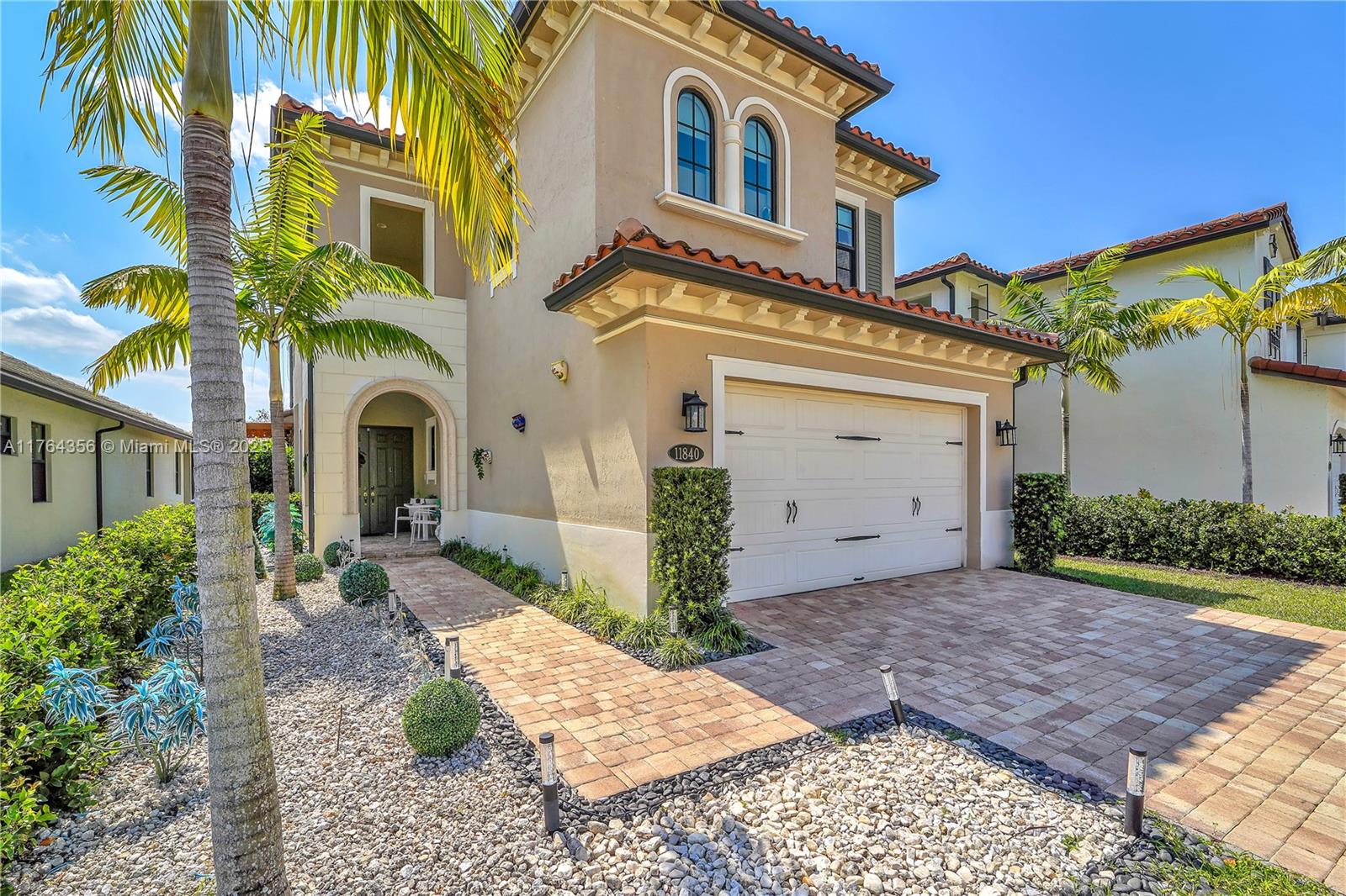 Property for Sale at 11840 Sw 13th Ct, Pembroke Pines, Miami-Dade County, Florida - Bedrooms: 4 
Bathrooms: 3  - $950,000