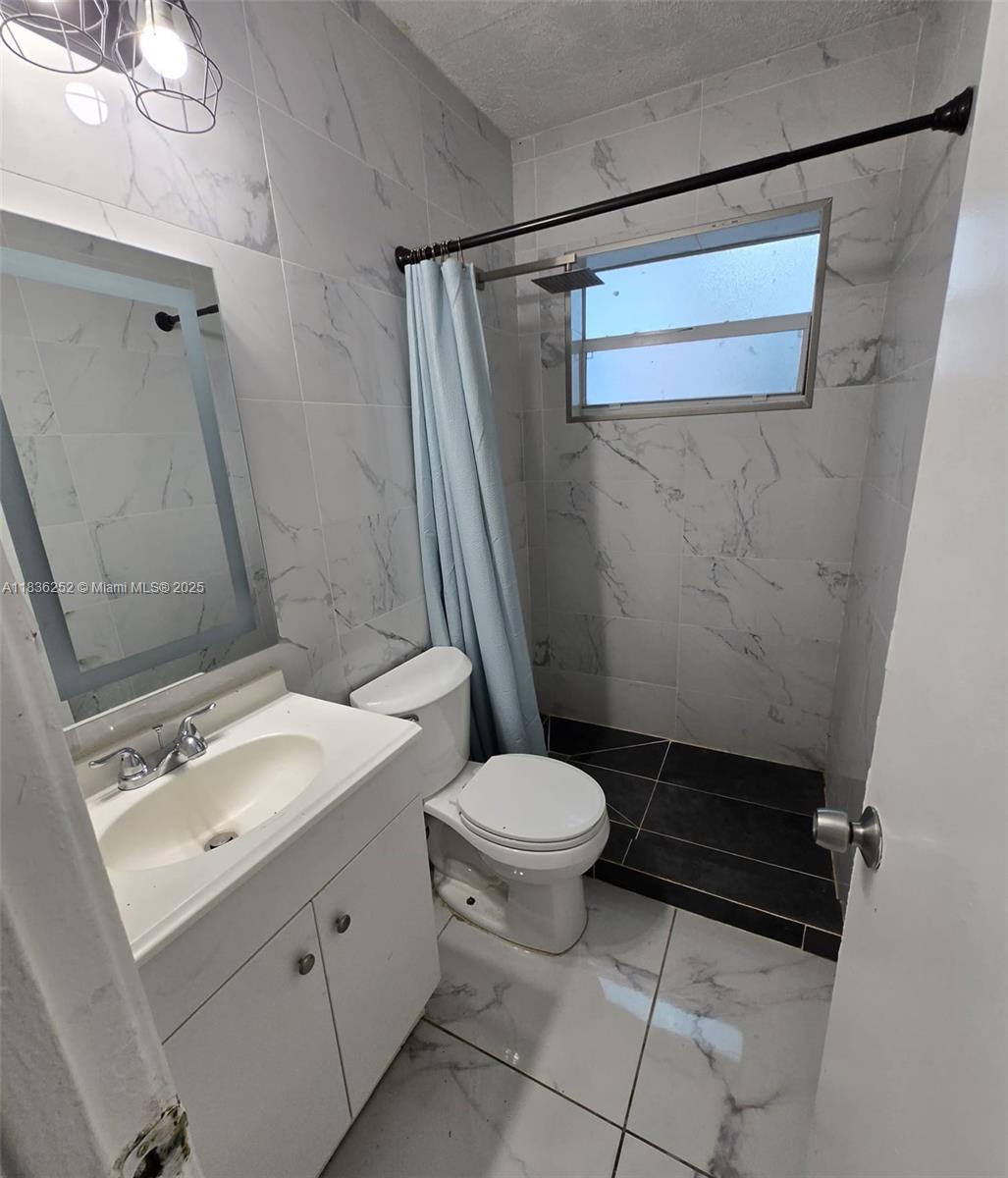 426 NW 14th Ave 4