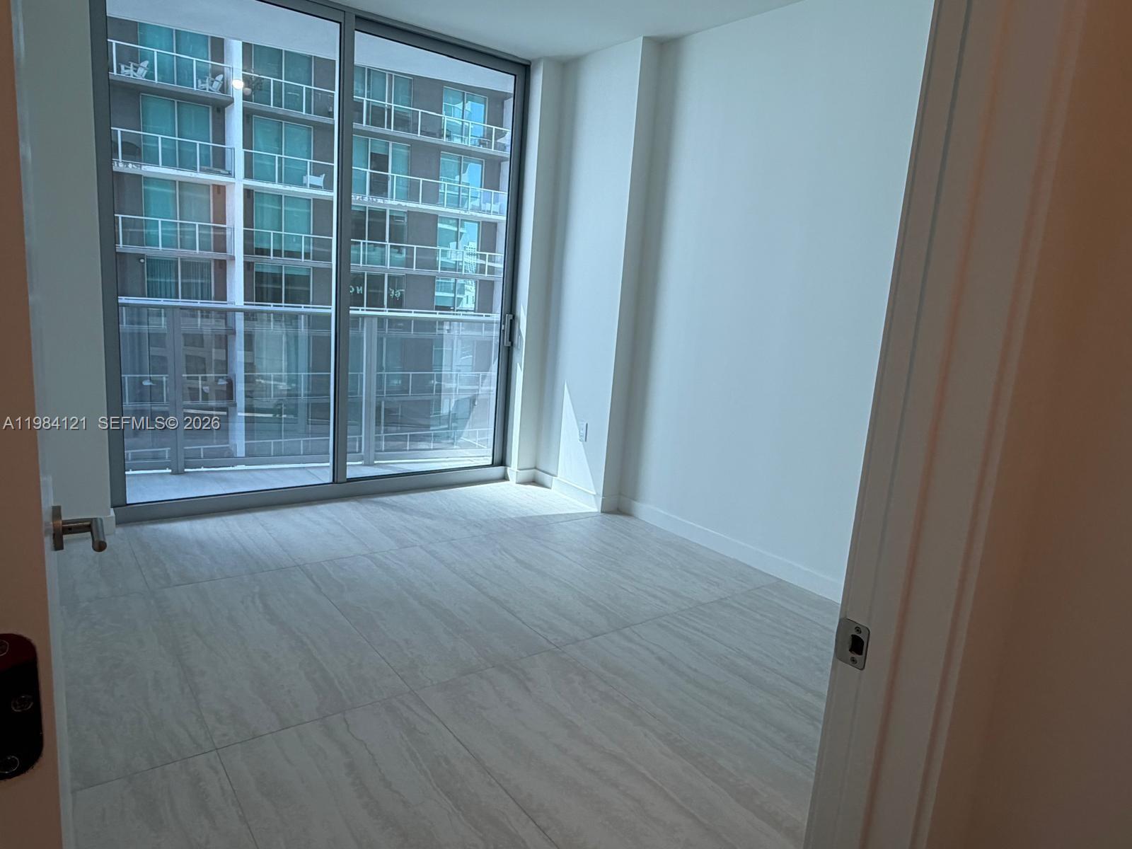 Viceroy Residence - Residential Lease