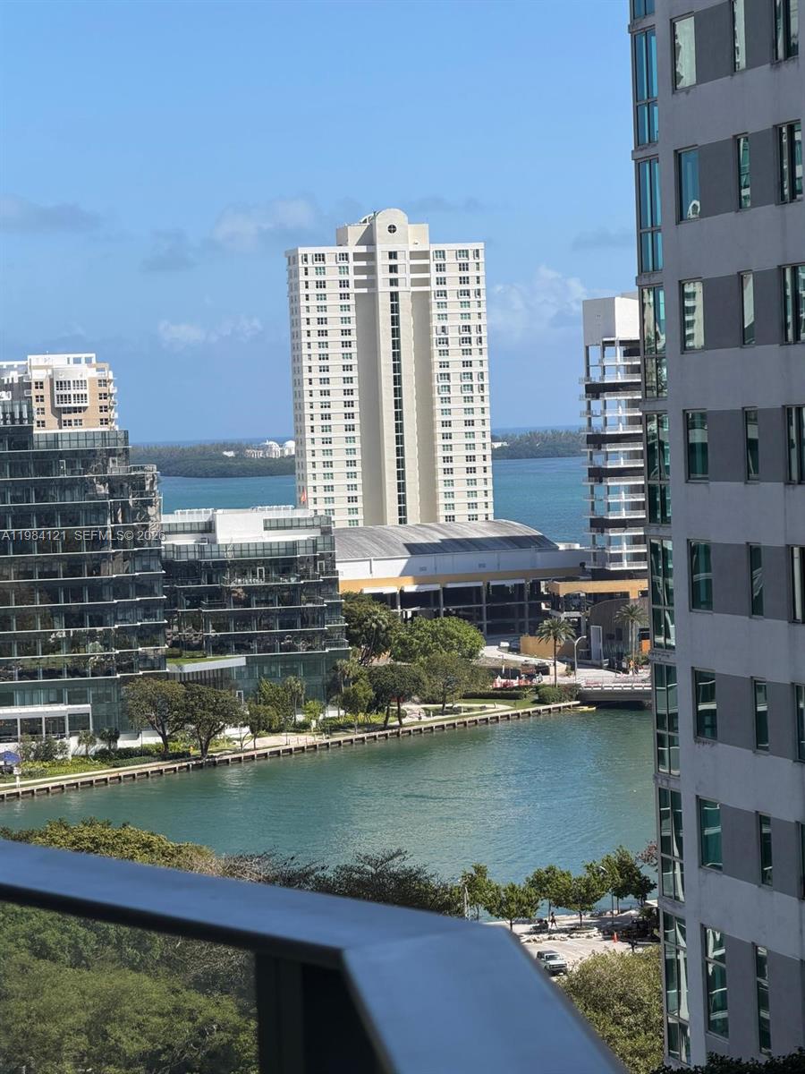 Viceroy Residence - Residential Lease