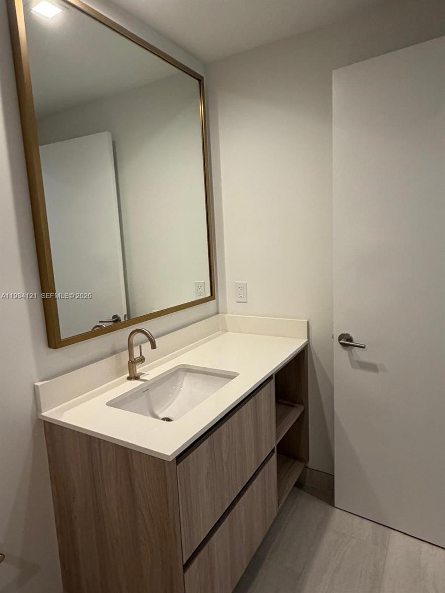 Viceroy Residence - Residential Lease