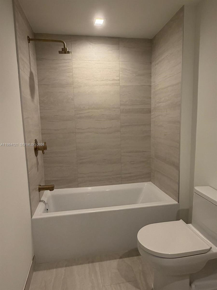 Viceroy Residence - Residential Lease